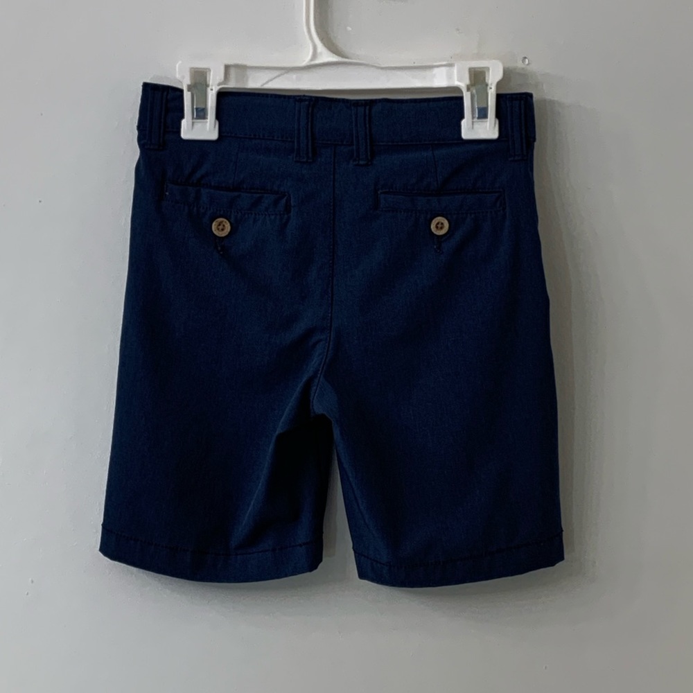 Performance Shorts - Picture 2 of 5